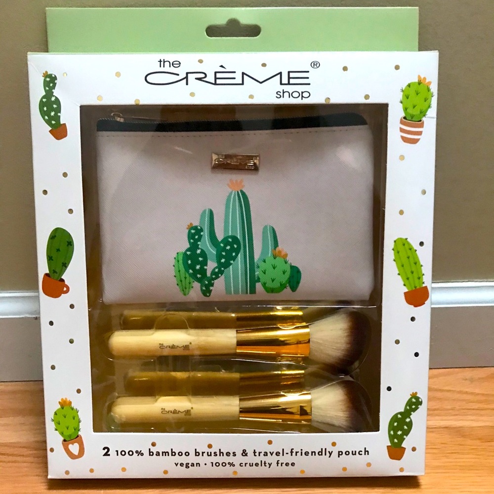 Make up brush and bag gift set! Cactus print